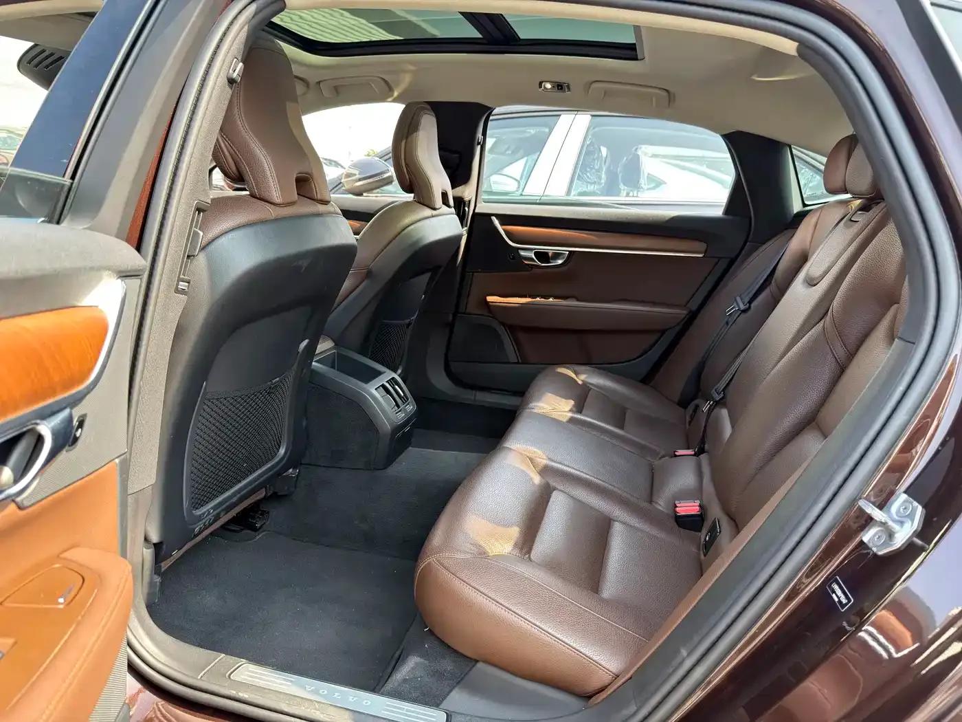 2020 Volvo S90 T5 Inscription Luxury Edition — миниатюра 8