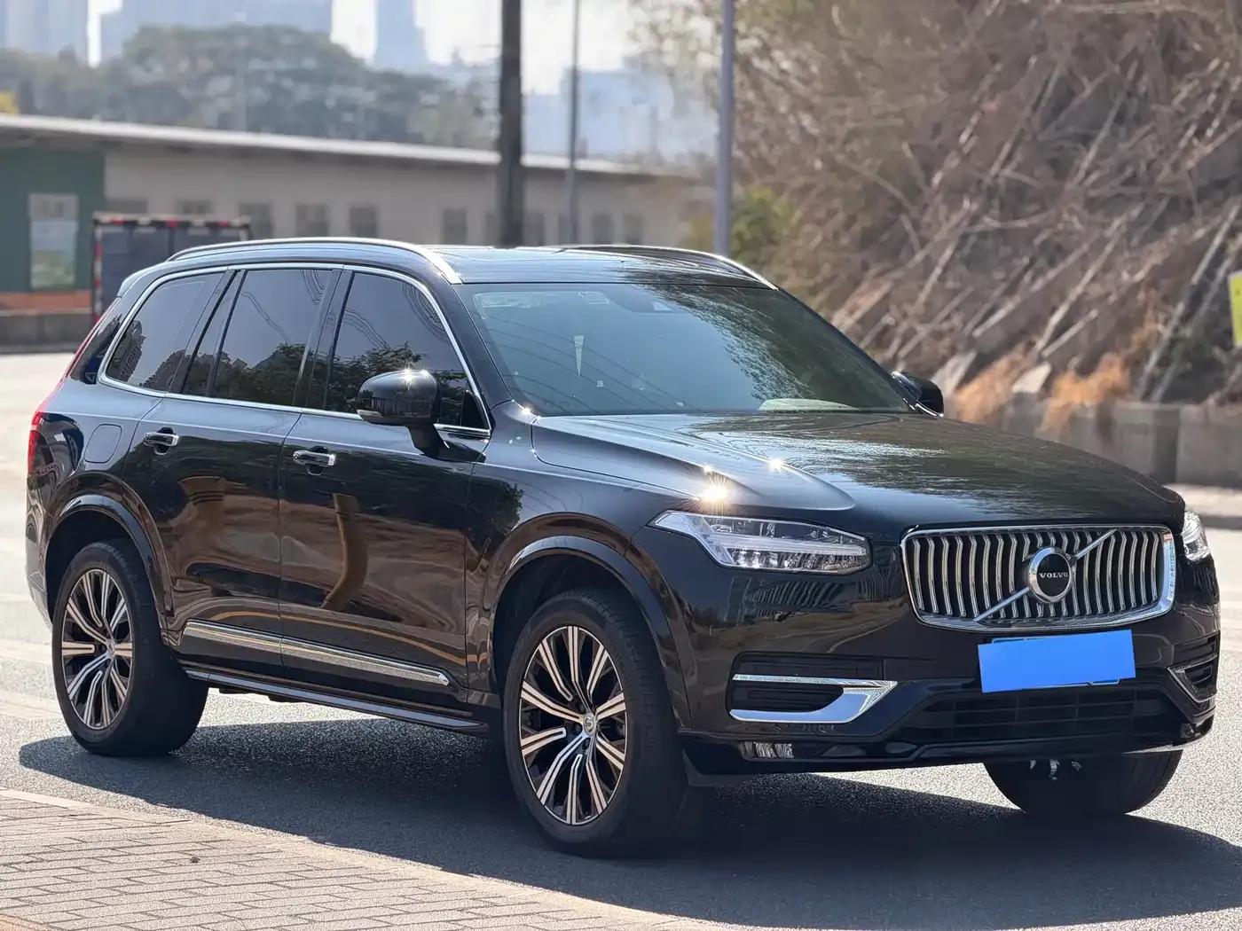 2021 Volvo XC90 B5 Smart Luxury Edition 7-seater — миниатюра 3
