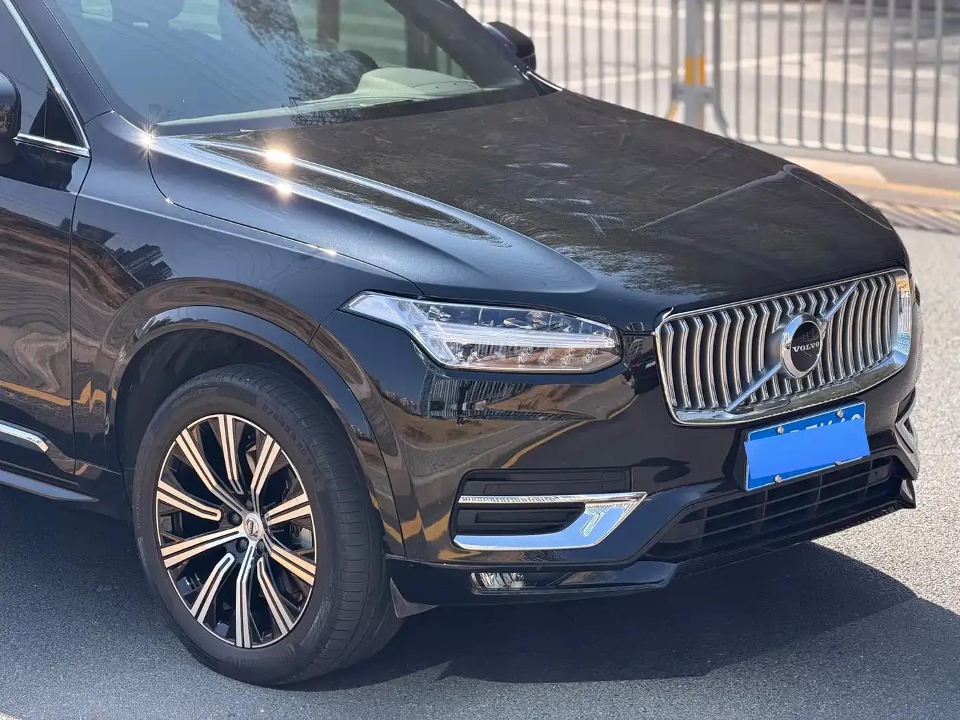 2021 Volvo XC90 B5 Smart Luxury Edition 7-seater — миниатюра 4