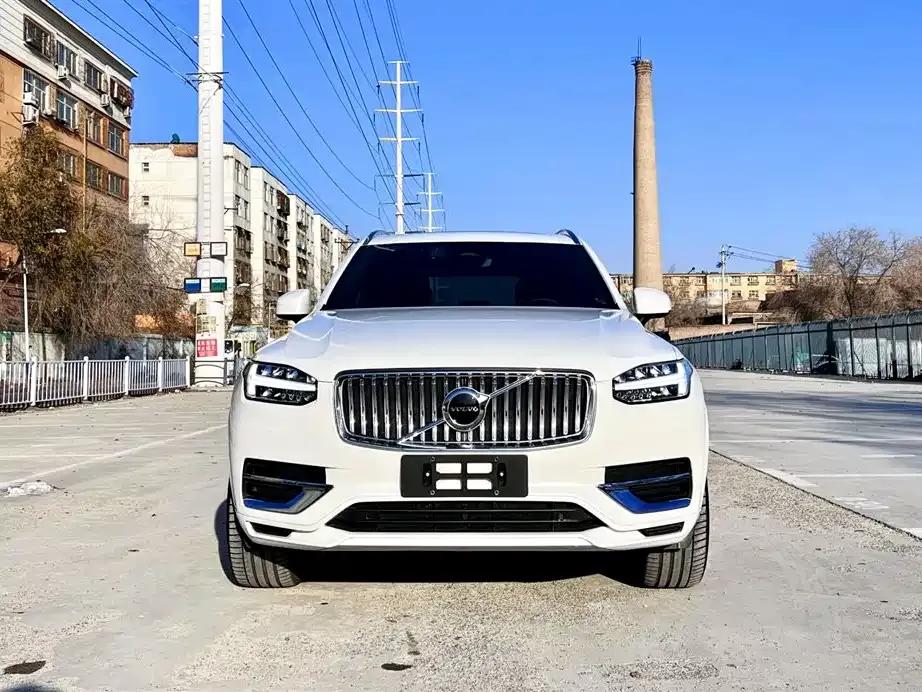 2024 Volvo XC90 B6 Inscription Luxury Edition 7-seater — миниатюра 2