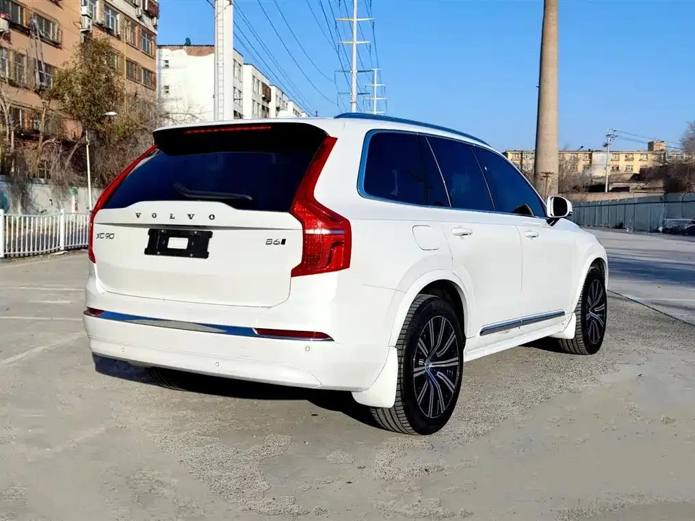 2024 Volvo XC90 B6 Inscription Luxury Edition 7-seater — миниатюра 4