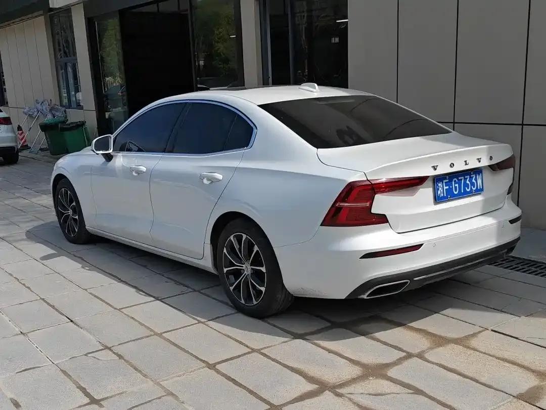 2021 Volvo S60 T4 Smart Sport Edition — миниатюра 6