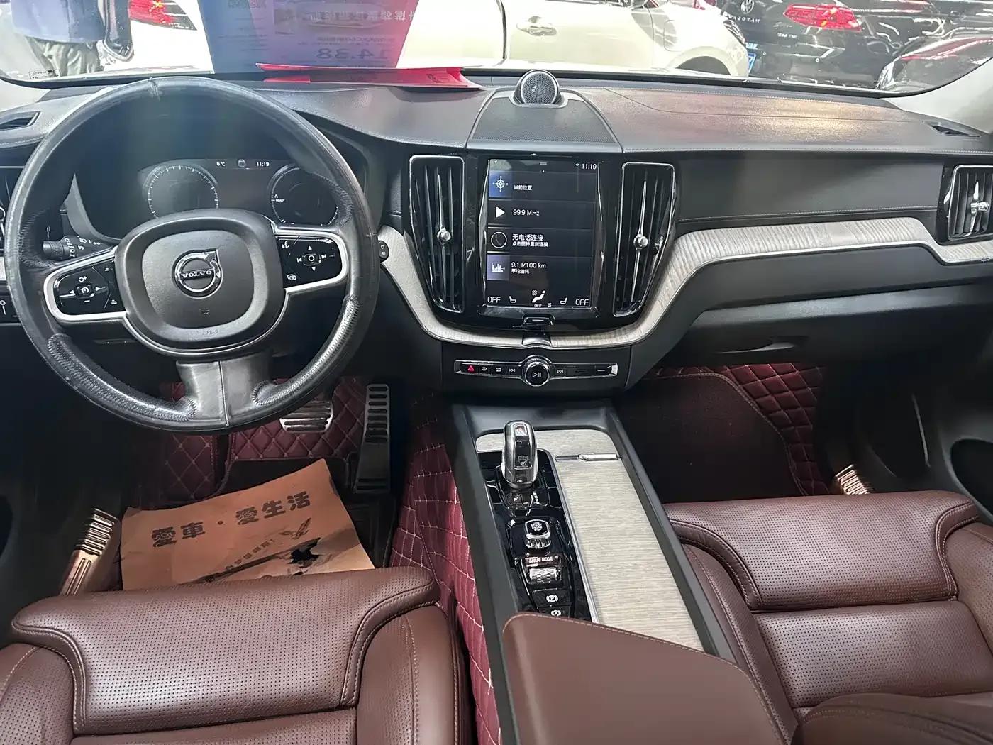 2019 Volvo XC60 Plug-in Hybrid T8 E-Drive Hybrid Premium Luxury Edition (China V Emission Standard) — миниатюра 8