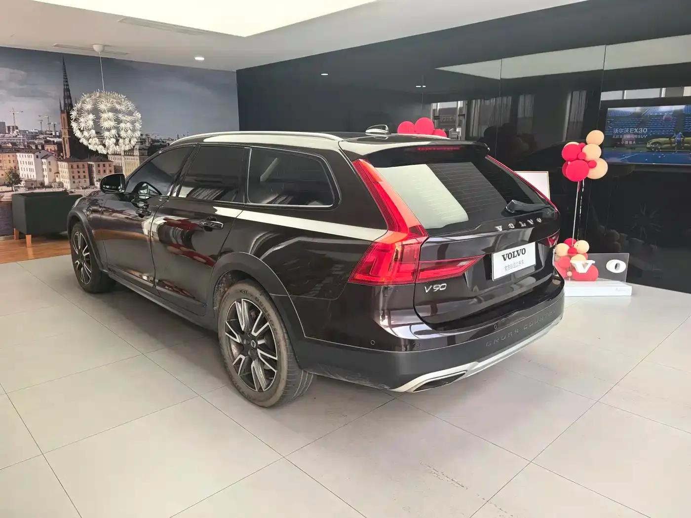 2019 Volvo V90 Cross Country T5 AWD Supreme Edition (China V Emission Standard) — миниатюра 18