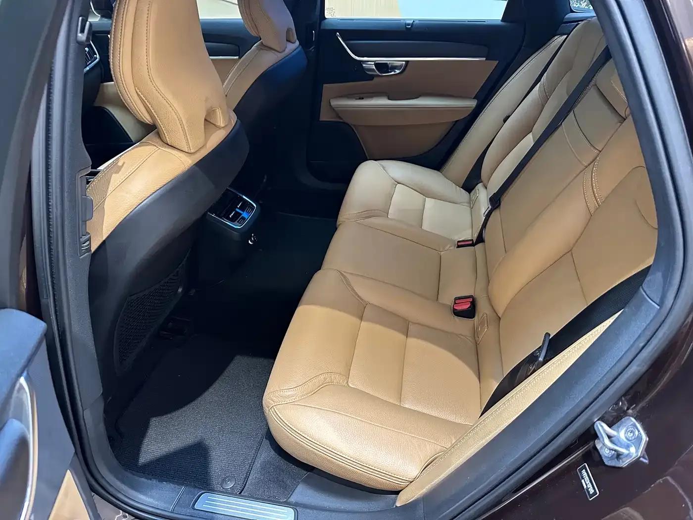 2019 Volvo V90 Cross Country T5 AWD Smart Edition (China V Emission Standard) — миниатюра 6
