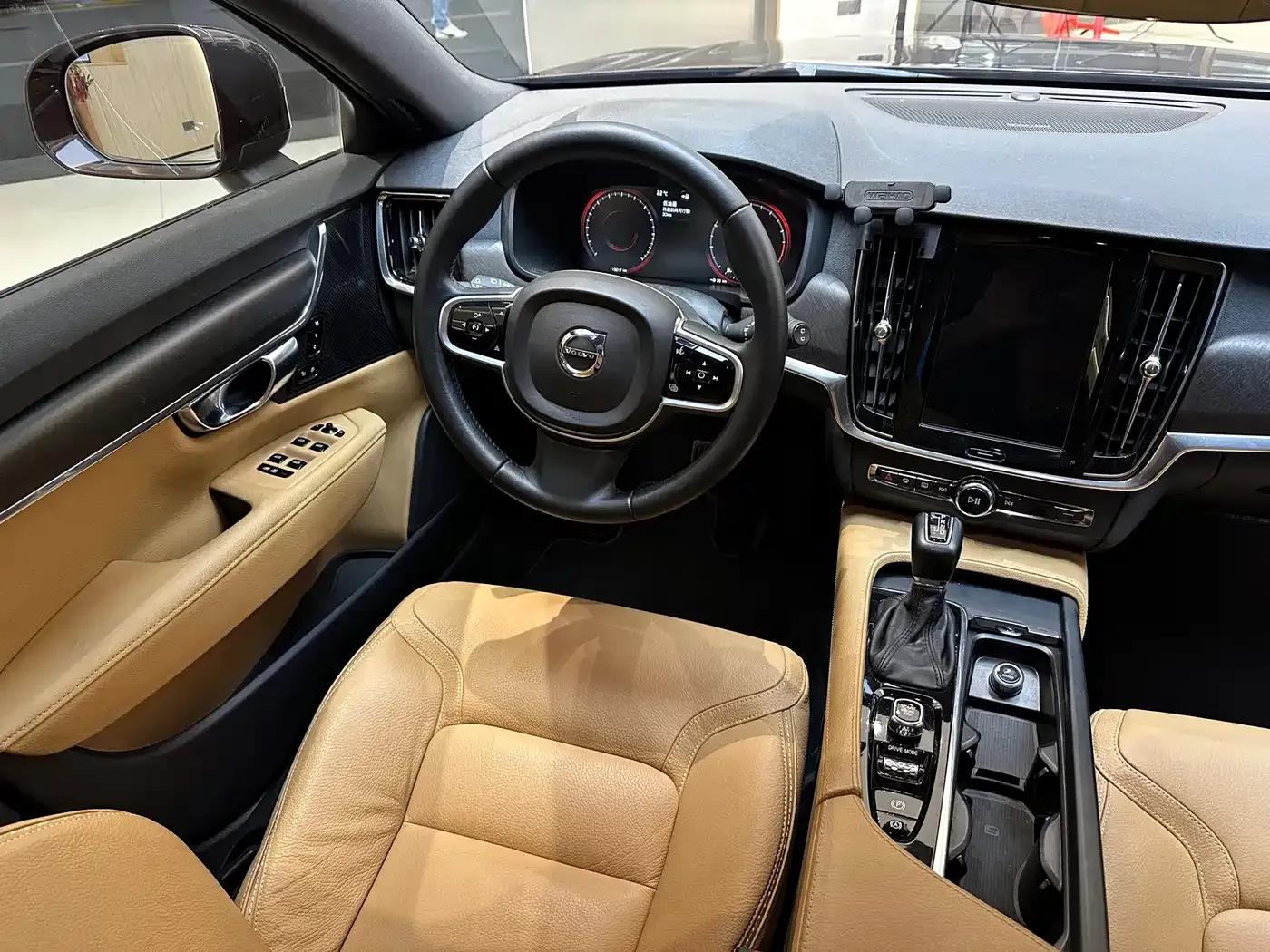 2019 Volvo V90 Cross Country T5 AWD Smart Edition (China V Emission Standard) — миниатюра 9