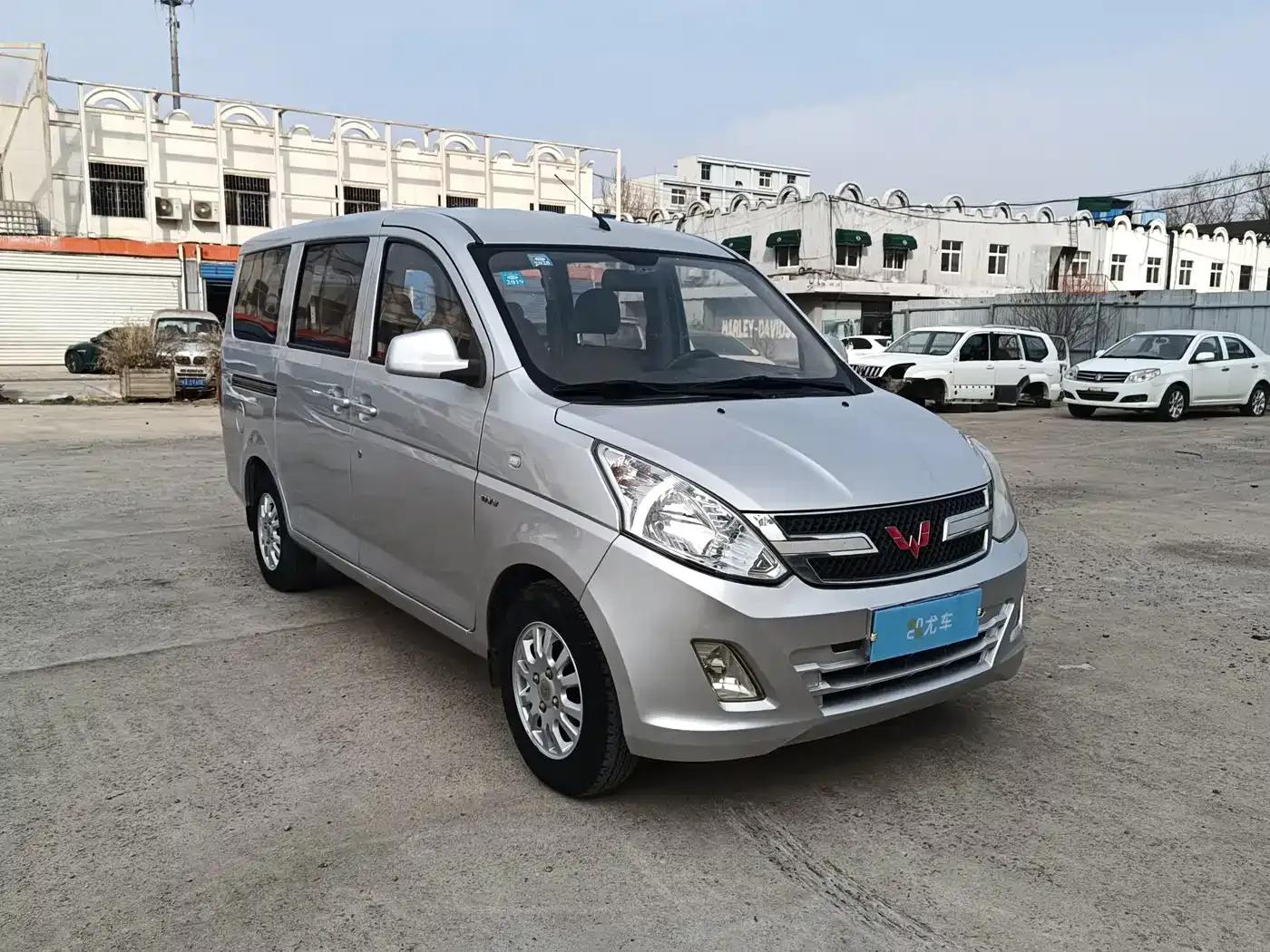 Wuling Rongguang V 2016 1.5L Standard Edition — миниатюра 3