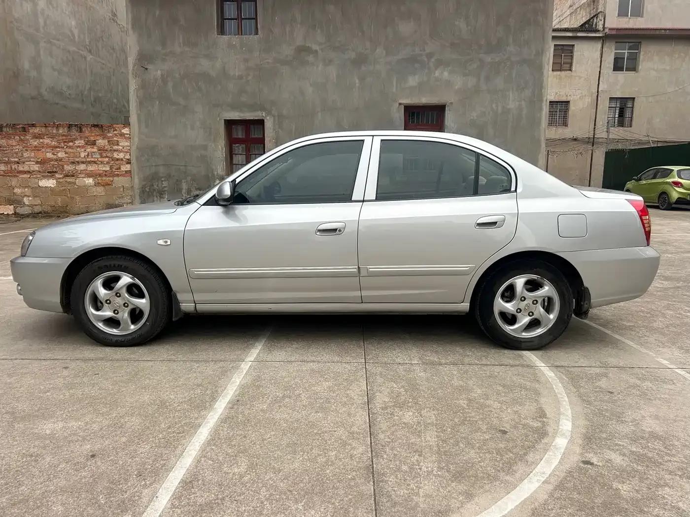 Hyundai Elantra 2007 1.6L Manual Comfort Model — миниатюра 4