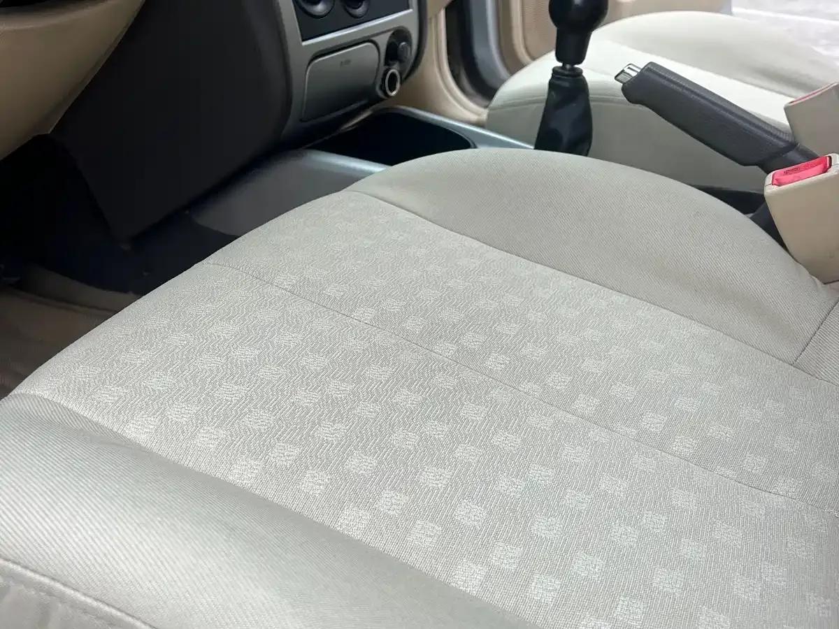 Hyundai Elantra 2007 1.6L Manual Comfort Model — миниатюра 9