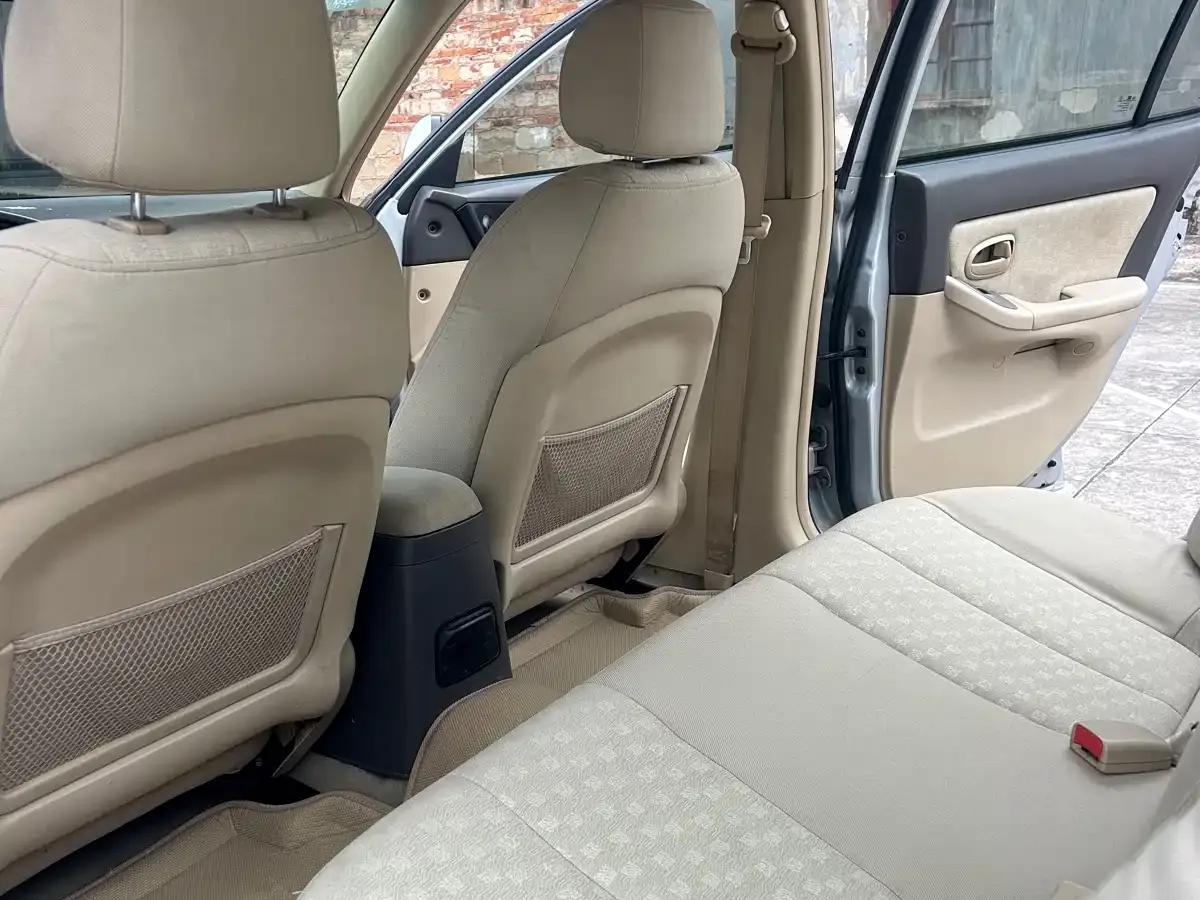 Hyundai Elantra 2007 1.6L Manual Comfort Model — миниатюра 10
