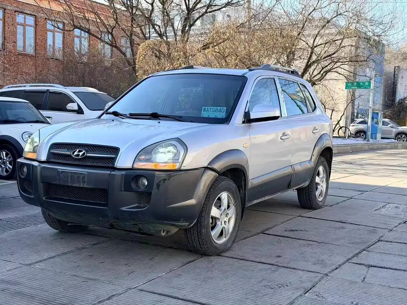 Tucson 2006 2.0L Manual 4WD Luxury — миниатюра 1