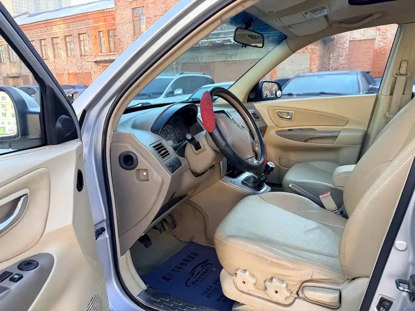 Tucson 2006 2.0L Manual 4WD Luxury — миниатюра 9