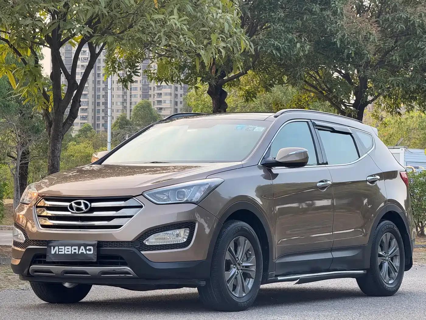 Santa Fe 2013 2.4L Automatic 2WD Smart Edition — миниатюра 1