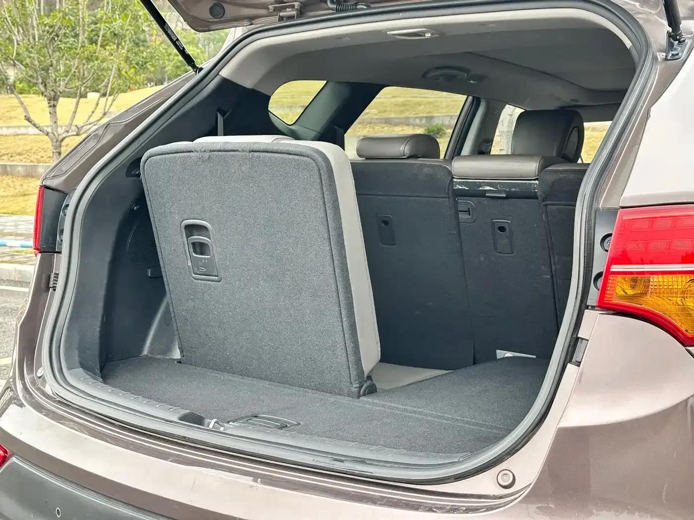 Santa Fe Imported 2013 3.0L 4WD Comfort Navigation Edition 7-Seater Euro IV — миниатюра 15