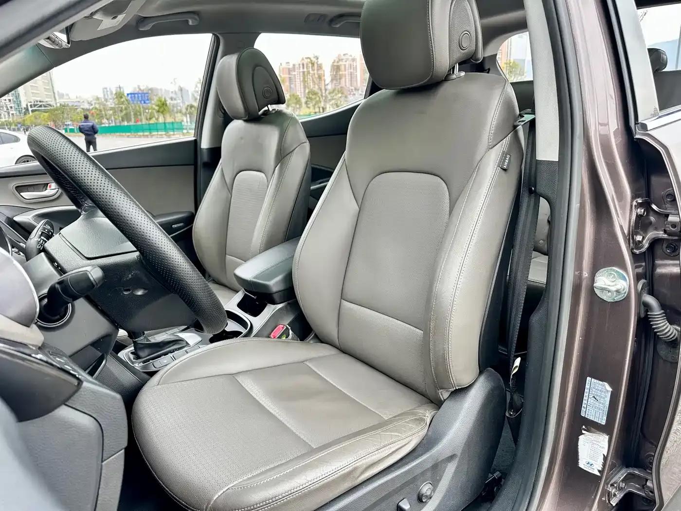 Santa Fe Imported 2013 3.0L 4WD Comfort Navigation Edition 7-Seater Euro IV — миниатюра 24