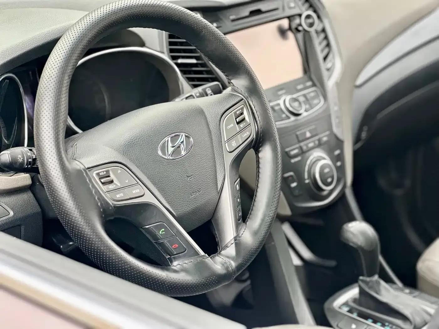 Santa Fe Imported 2013 3.0L 4WD Comfort Navigation Edition 7-Seater Euro IV — миниатюра 25