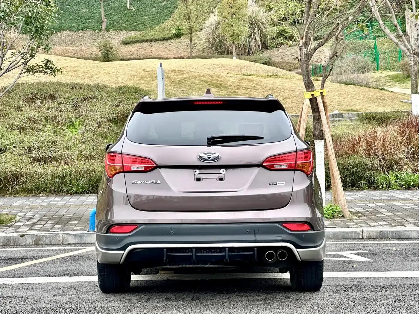 Santa Fe Imported 2013 3.0L 4WD Comfort Navigation Edition 7-Seater Euro IV — миниатюра 4