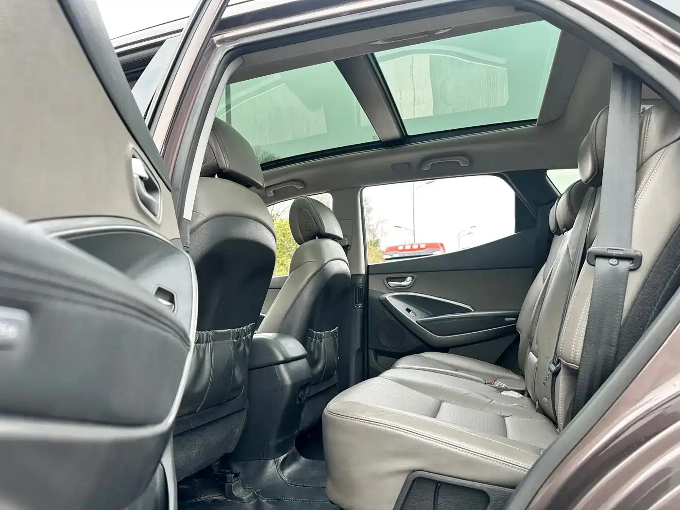 Santa Fe Imported 2013 3.0L 4WD Comfort Navigation Edition 7-Seater Euro IV — миниатюра 33