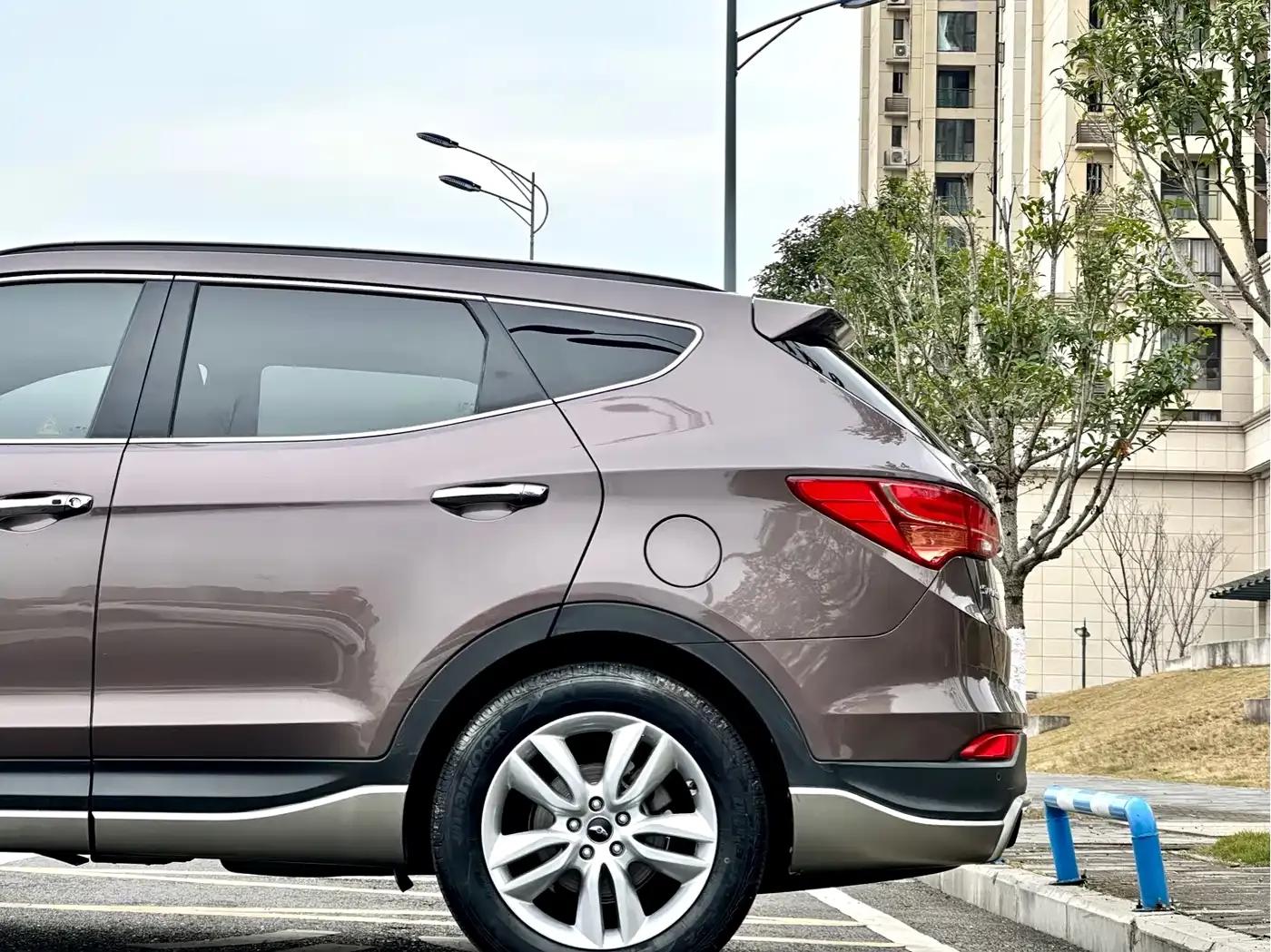 Santa Fe Imported 2013 3.0L 4WD Comfort Navigation Edition 7-Seater Euro IV — миниатюра 9