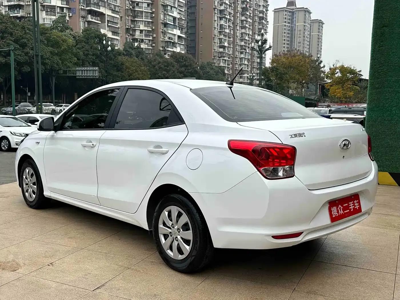 2020 Hyundai Reina 1.4L Manual GL New Edition — миниатюра 11