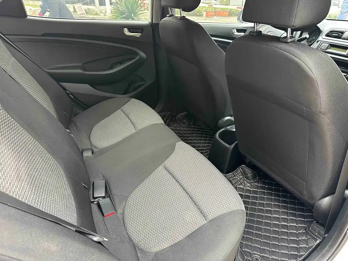 2020 Hyundai Reina 1.4L Manual GL New Edition — миниатюра 9