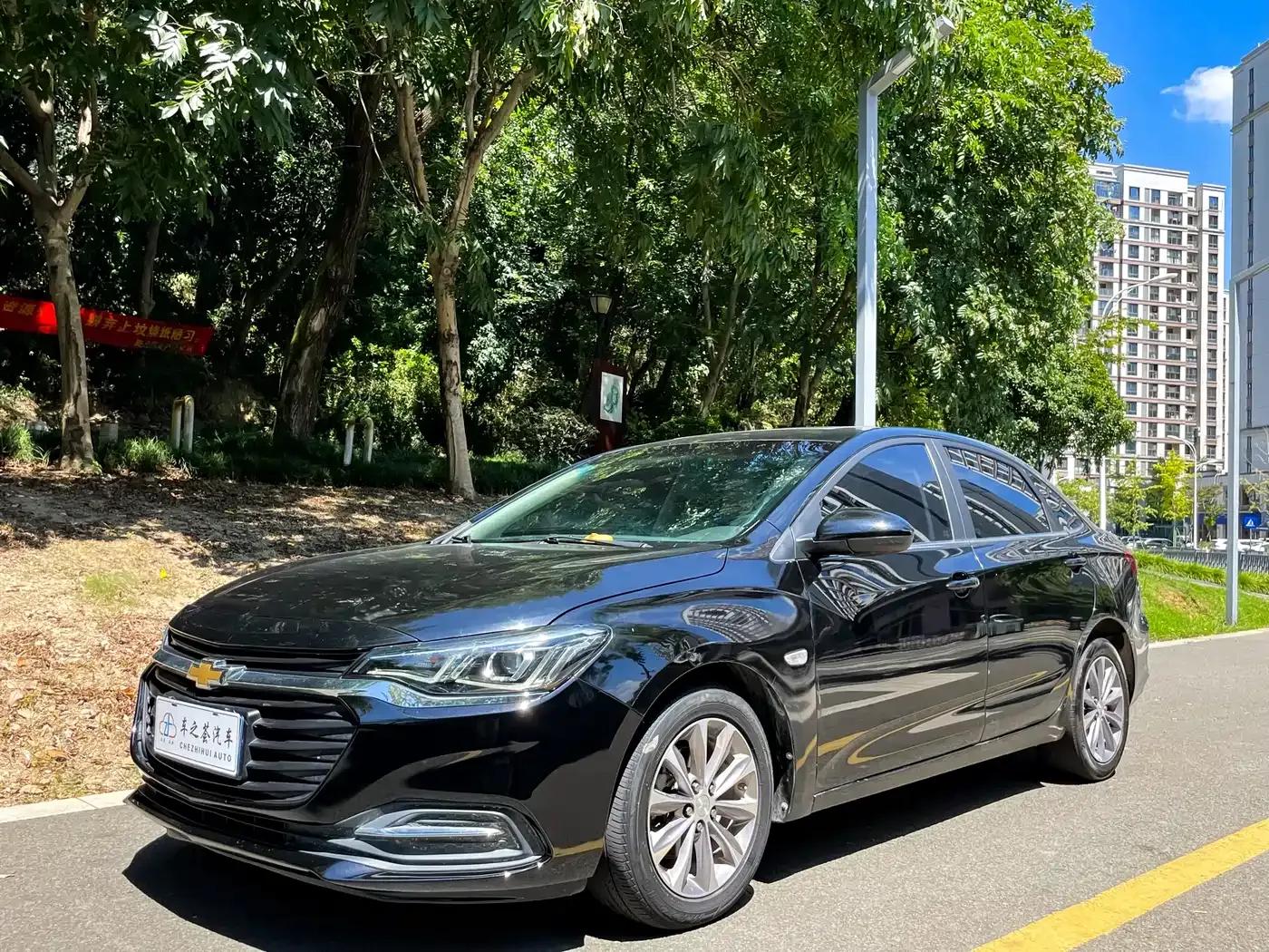Chevrolet Cruze 2022 320 Automatic Enjoy Sunroof Edition — миниатюра 1
