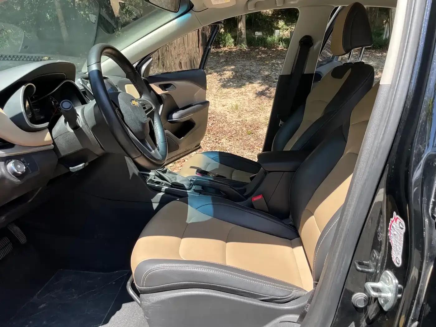 Chevrolet Cruze 2022 320 Automatic Enjoy Sunroof Edition — миниатюра 6
