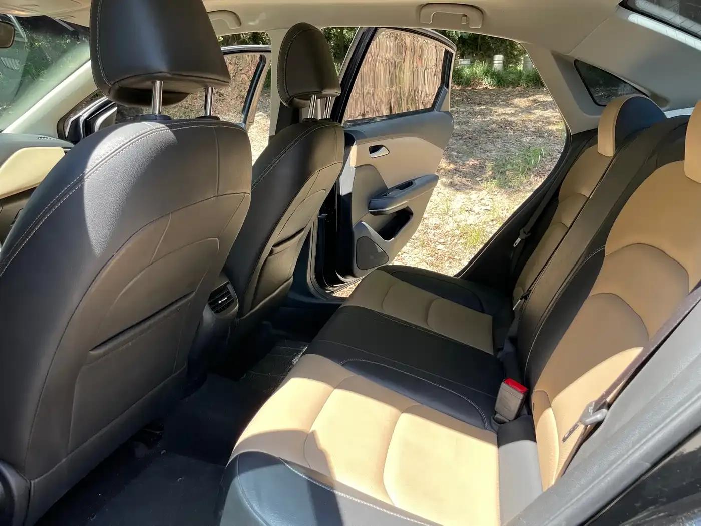 Chevrolet Cruze 2022 320 Automatic Enjoy Sunroof Edition — миниатюра 7
