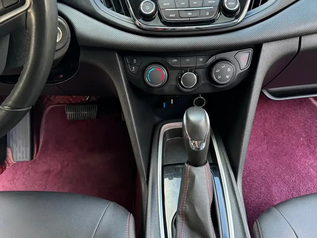 Chevrolet Cruze 2020 Mild Hybrid Redline 320T Dual-Clutch Smooth Edition — миниатюра 21