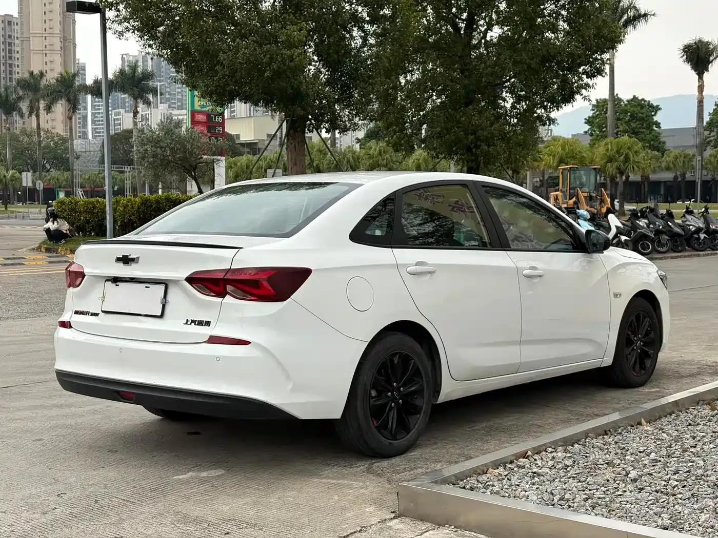 Chevrolet Cruze 2020 Mild Hybrid Redline 320T Dual-Clutch Smooth Edition — миниатюра 9