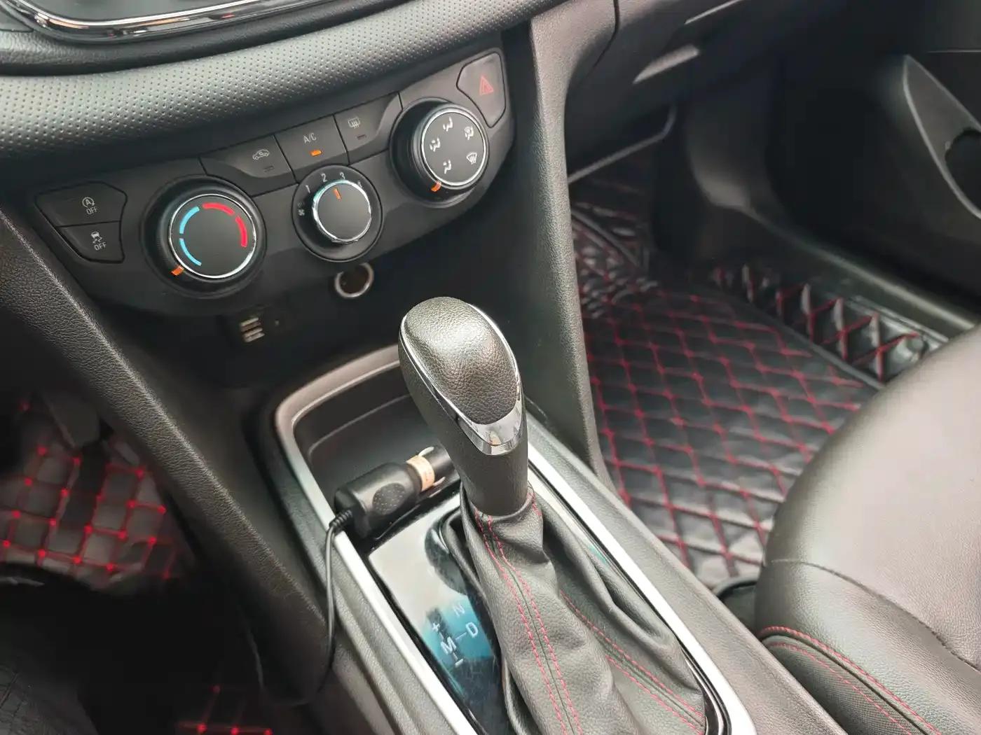 Chevrolet Cruze 2019 Redline 320T Dual-Clutch Sporty Edition (China VI Emission Standard) — миниатюра 17