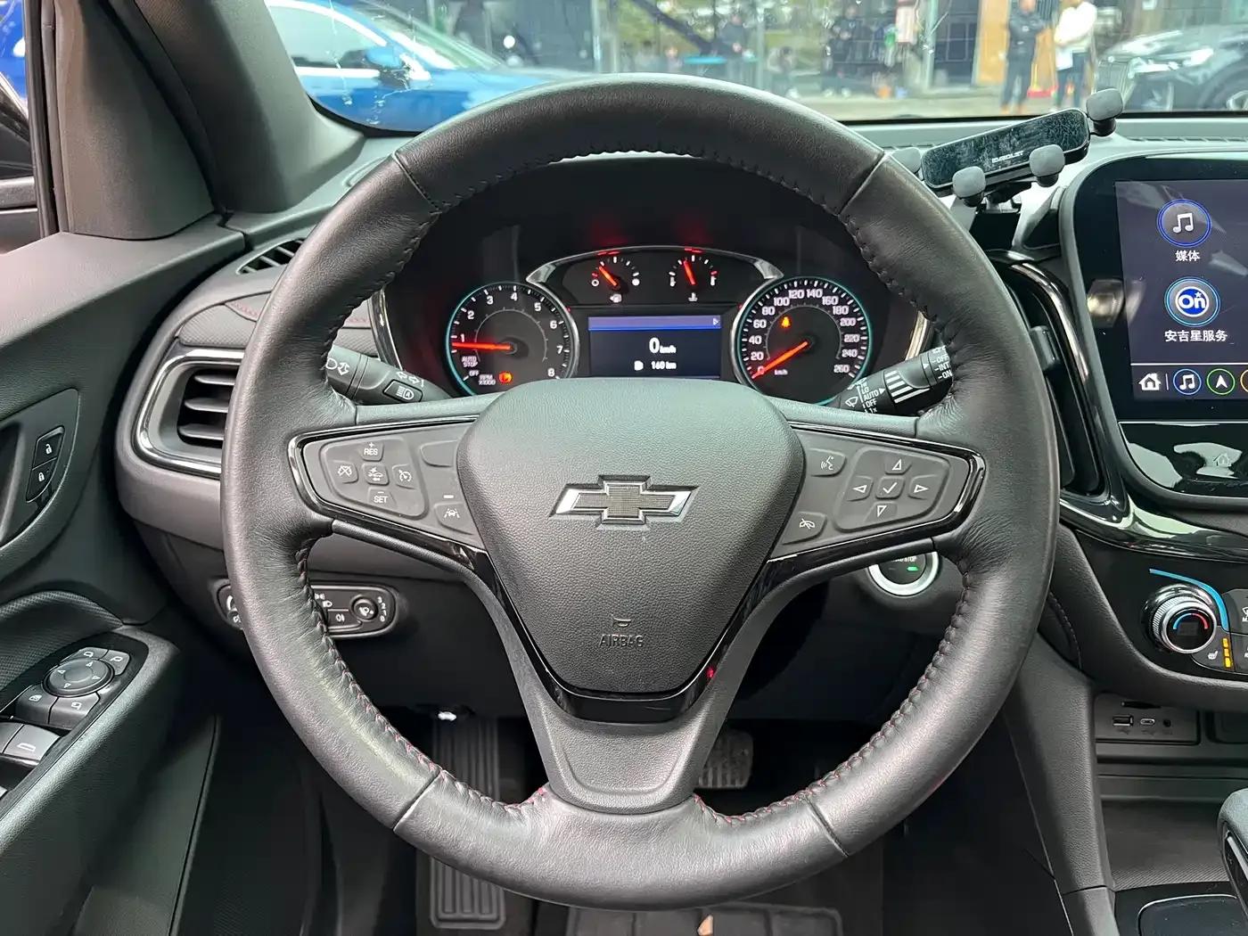 Equinox 2022 Mild Hybrid 550T RS Intelligent Crossover Edition — миниатюра 12
