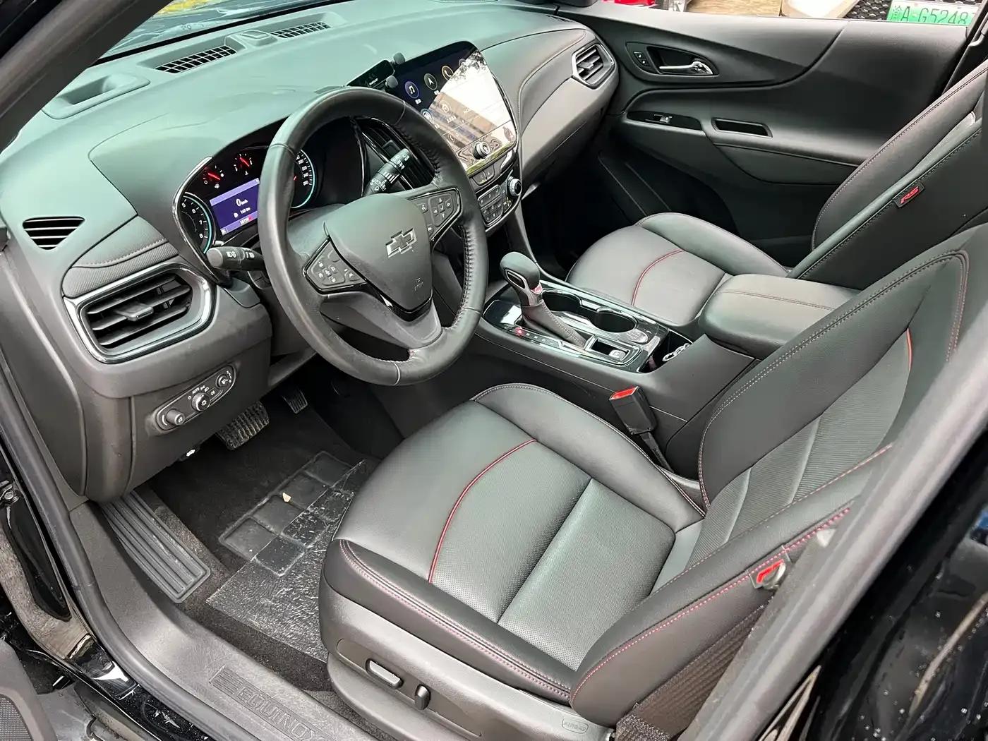 Equinox 2022 Mild Hybrid 550T RS Intelligent Crossover Edition — миниатюра 9