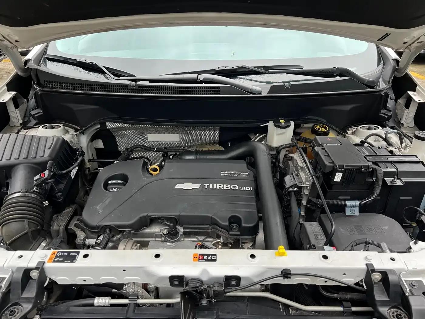 2021 Chevrolet Equinox 535T Cross Edition — миниатюра 5