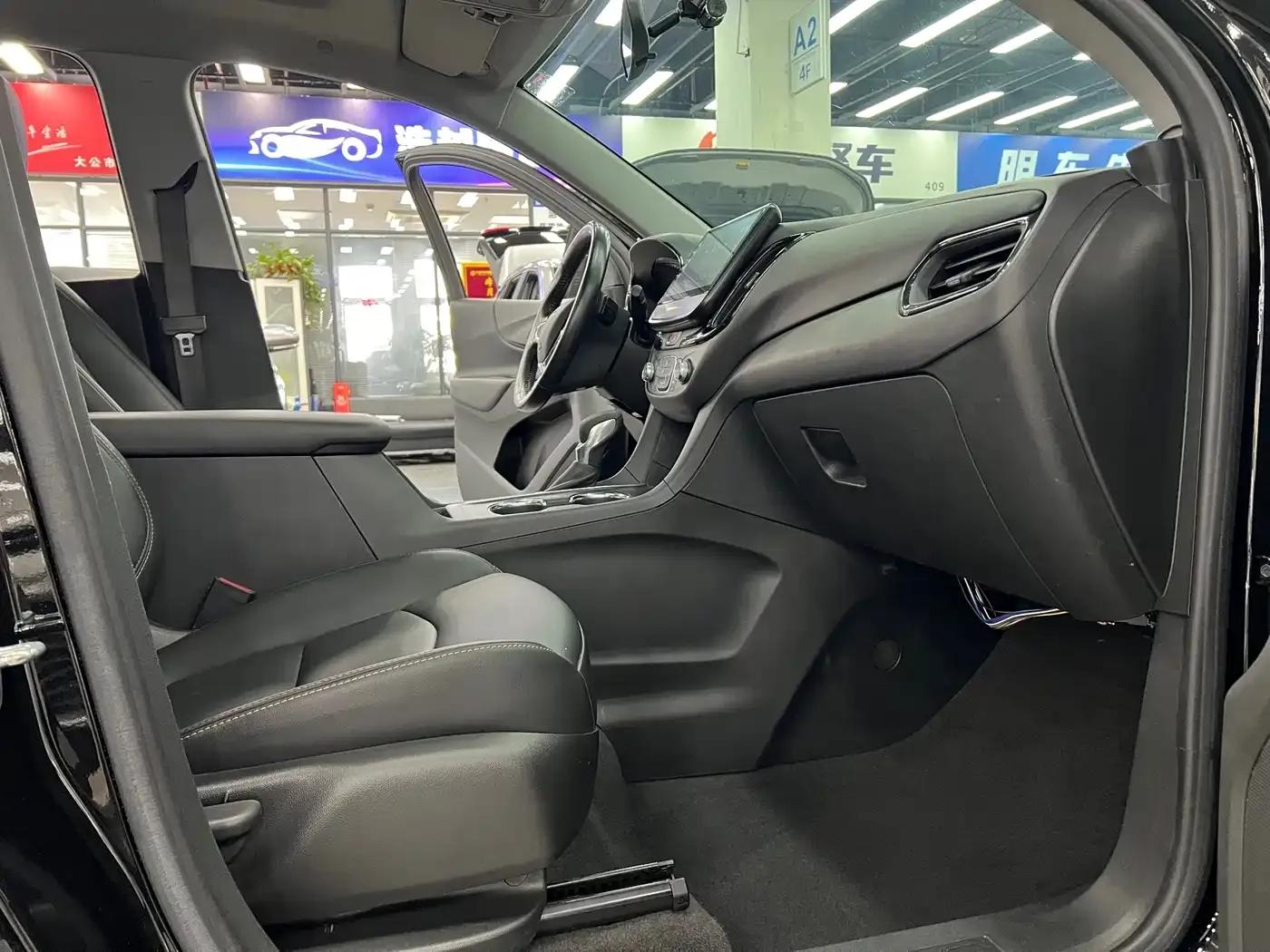 2022 Chevrolet Equinox 535T Cross Edition — миниатюра 7