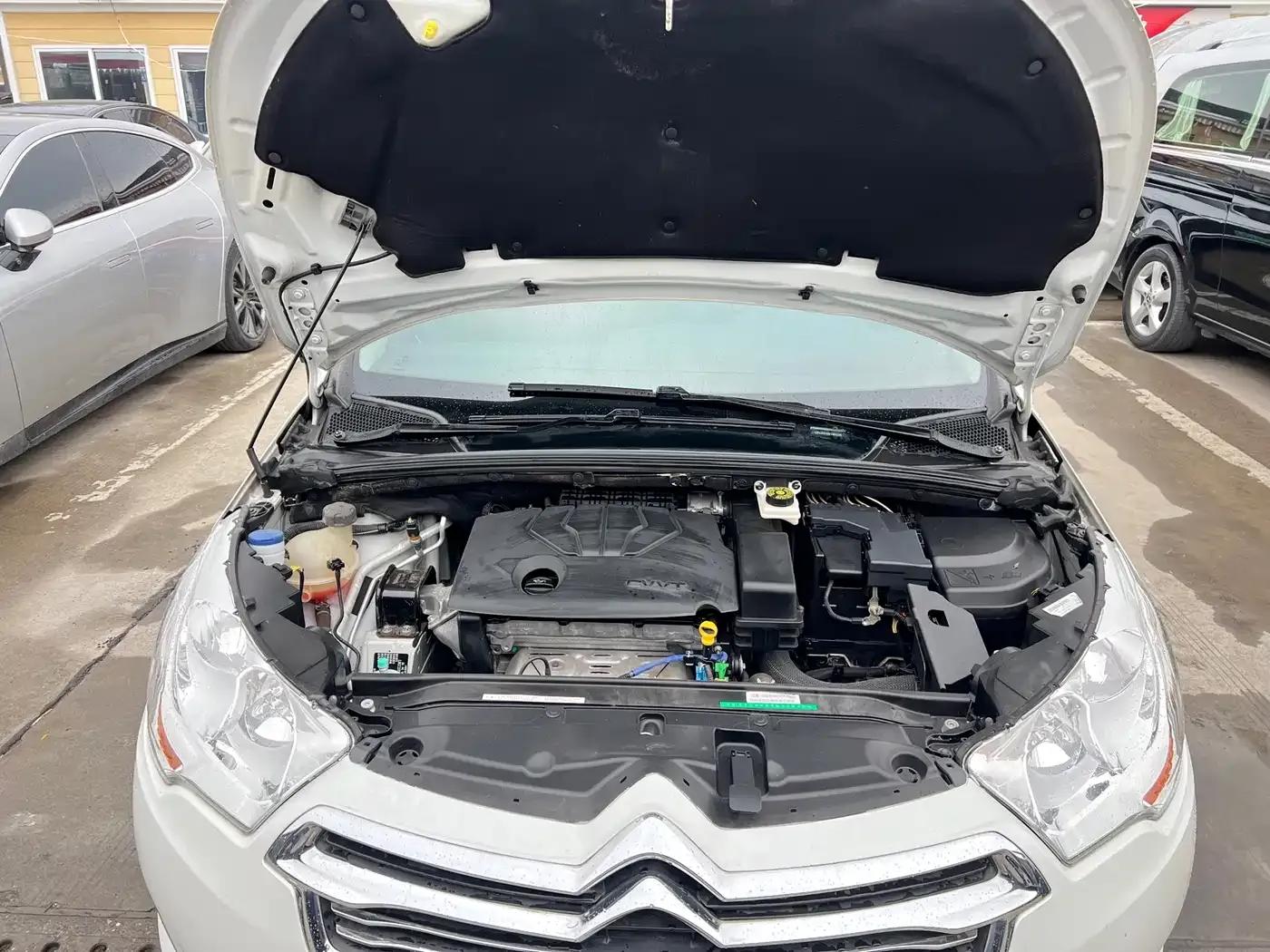 Citroën C4L 2015 1.8L Automatic Luxury Edition — миниатюра 22