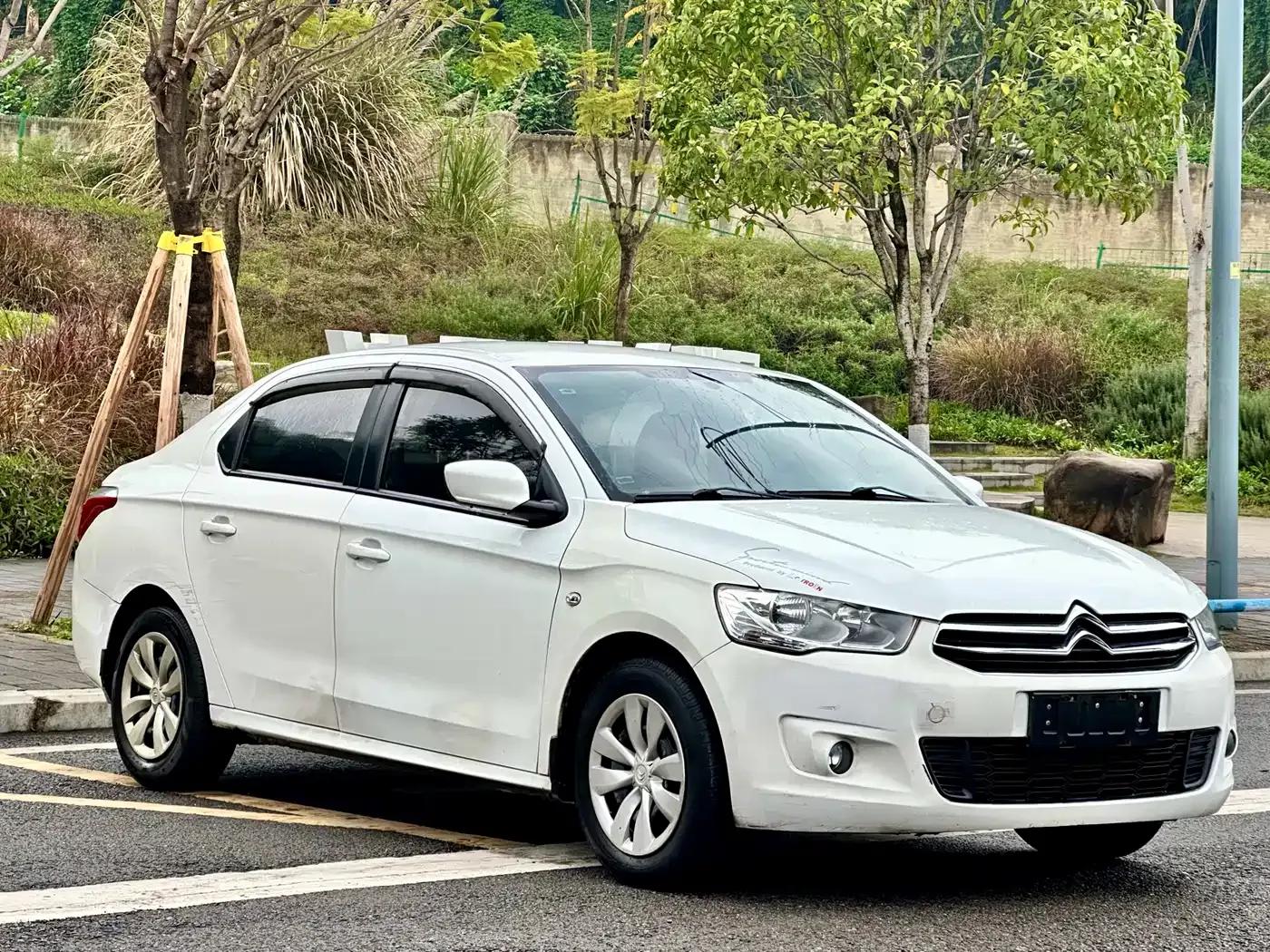 2016 Citroën Elysee 1.6L Manual Fashion Edition — миниатюра 3