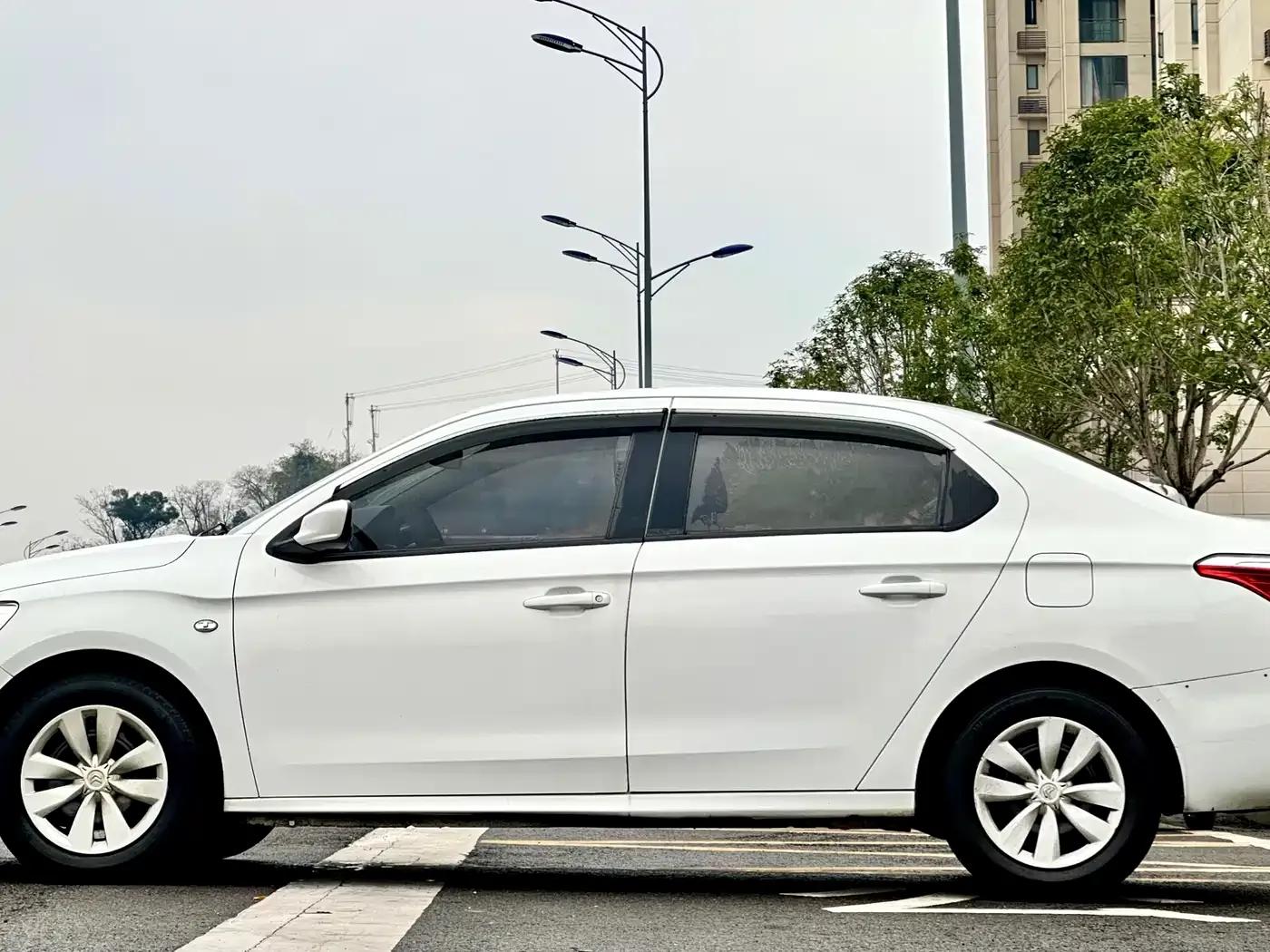 2016 Citroën Elysee 1.6L Manual Fashion Edition — миниатюра 7