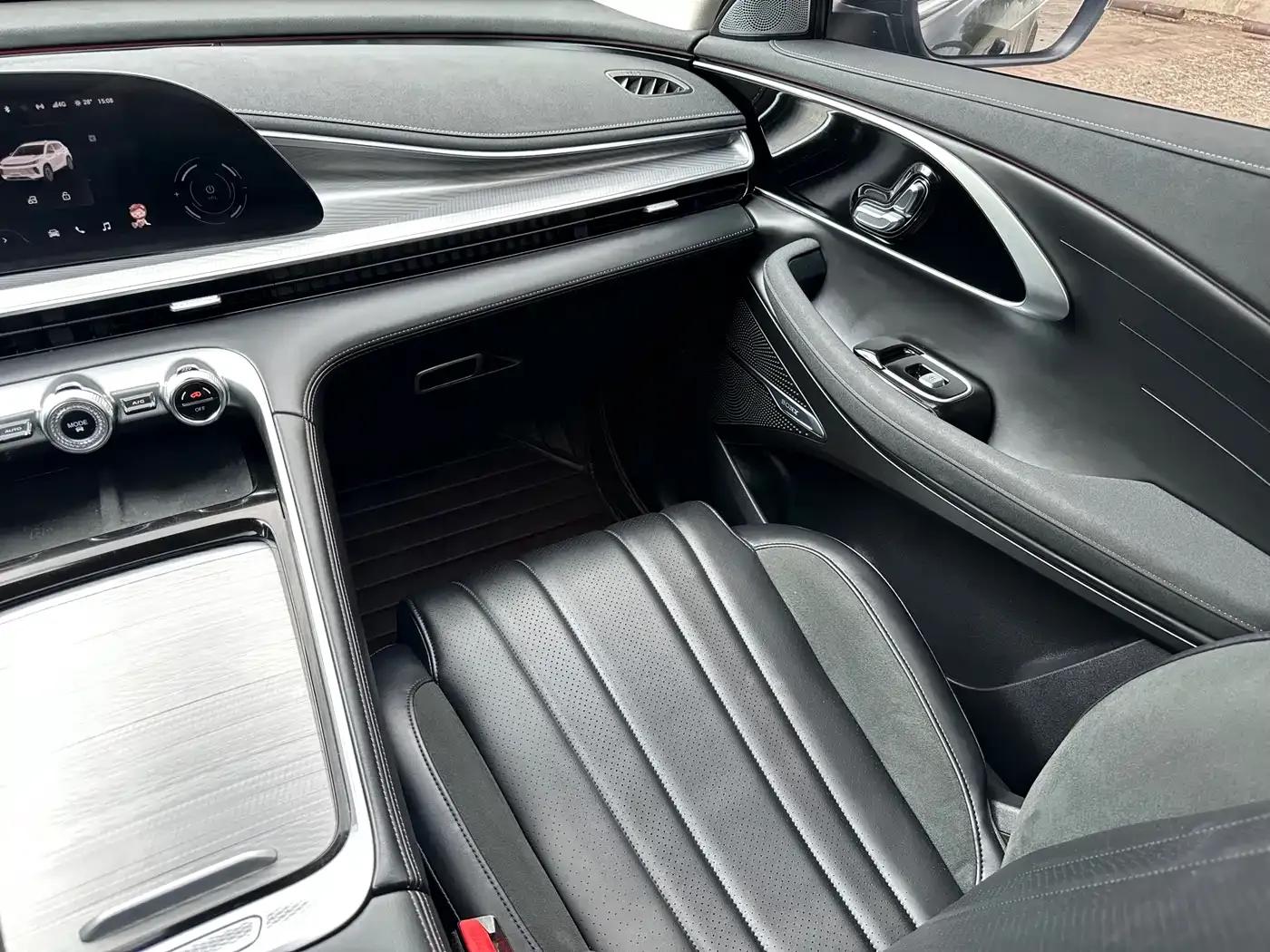 Exeed Soaring 2024 300T 2WD Star Edition — миниатюра 34