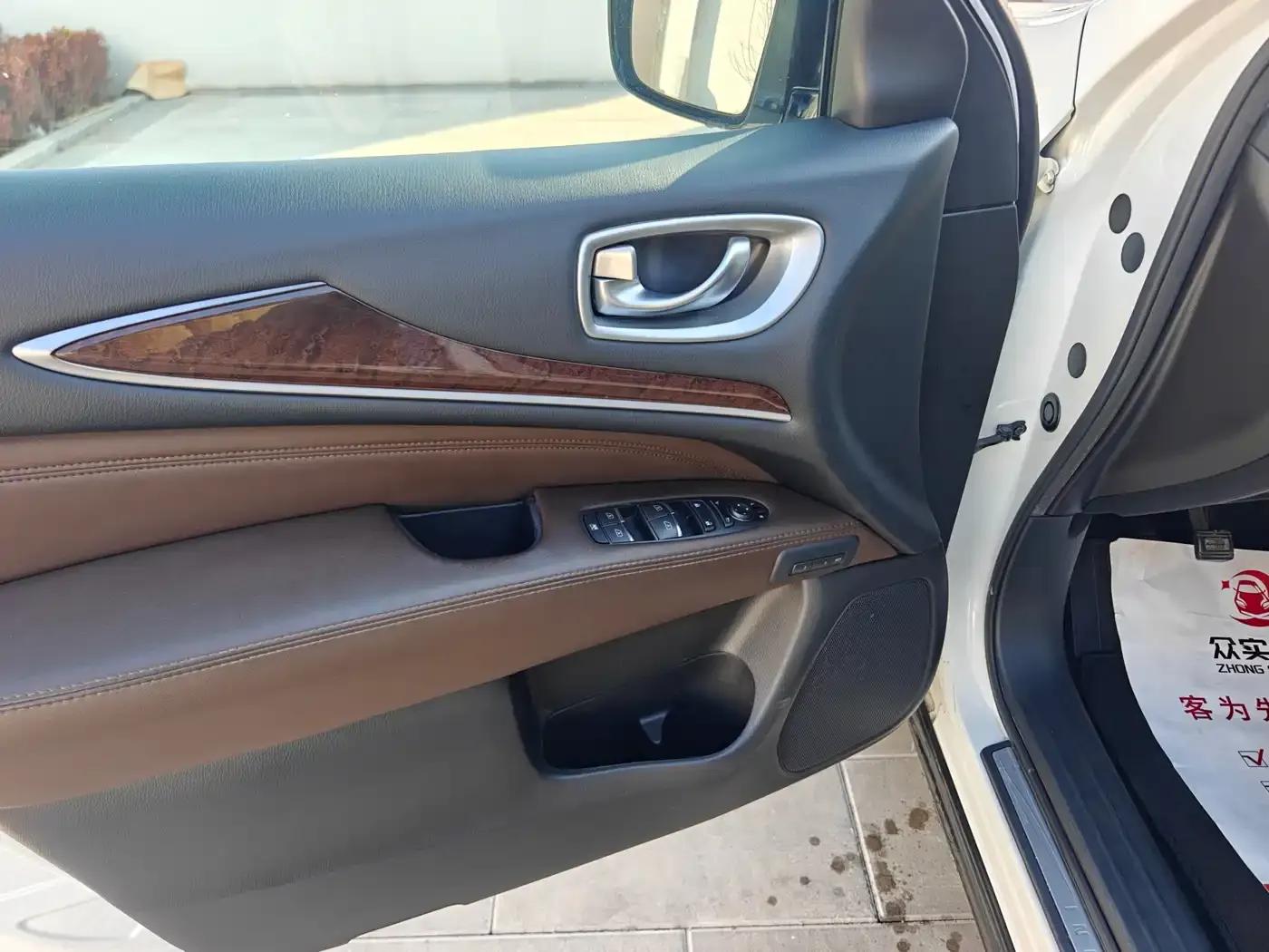 Infiniti QX60 (Imported) 2014 2.5 S/C Hybrid 2WD Excellence Edition — миниатюра 10