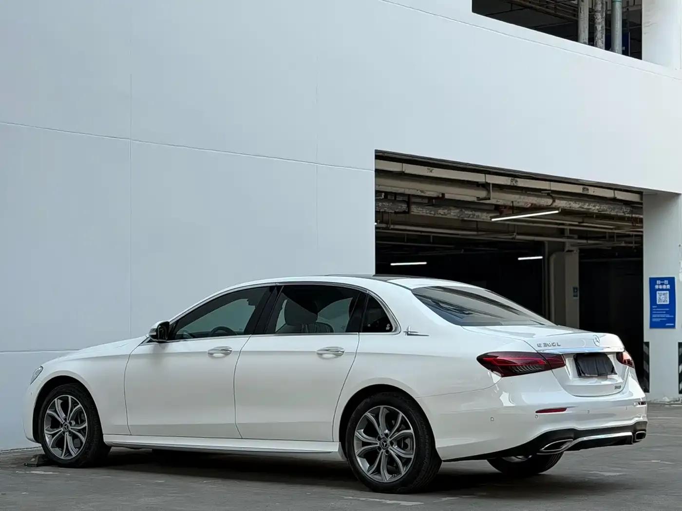 Mercedes-Benz E-Class 2022 E 300 L Sport Luxury — миниатюра 8