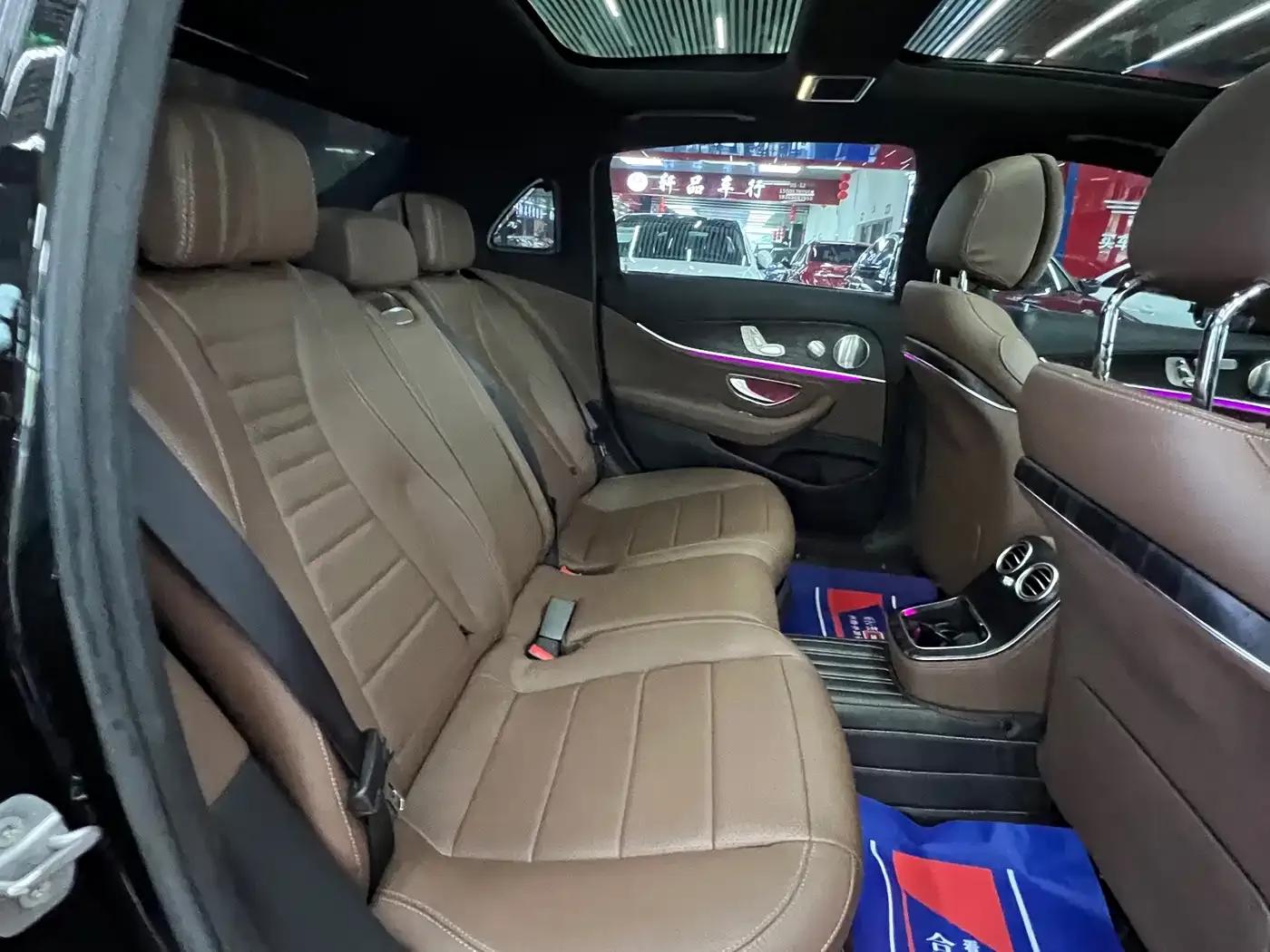 Mercedes-Benz E-Class 2021 Facelift E 300 L Sport Luxury — миниатюра 31