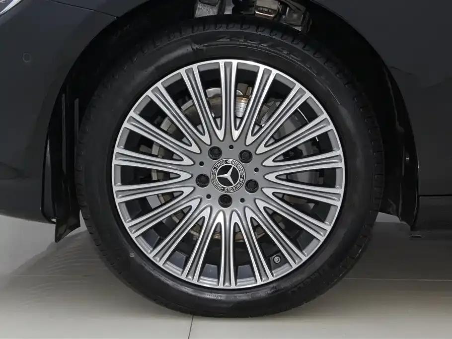 Mercedes-Benz E-Class 2023 Facelift E 300 L Fashion Model — миниатюра 12
