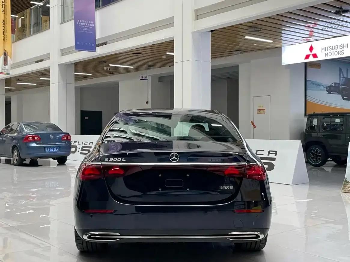 Mercedes-Benz E-Class 2024 E 300 L Premium — миниатюра 3