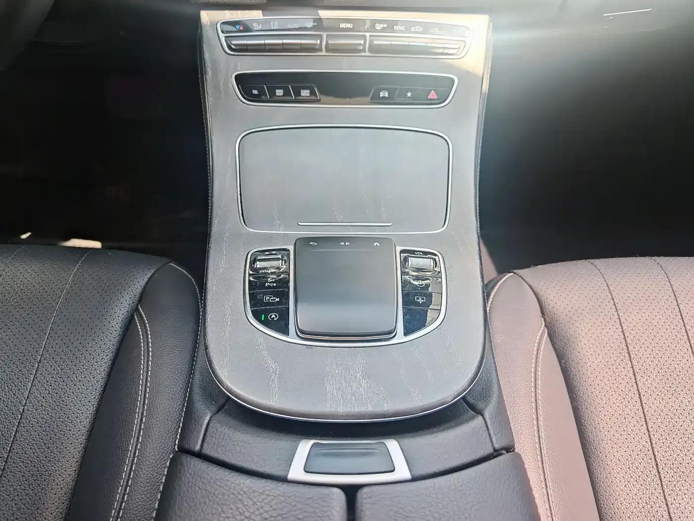 Mercedes-Benz E-Class 2023 E 300 L Luxury — миниатюра 11