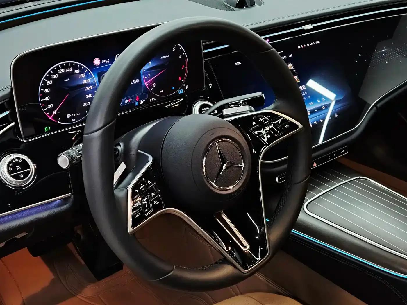 2025 Mercedes-Benz E-Class E 300 L Luxury — миниатюра 12