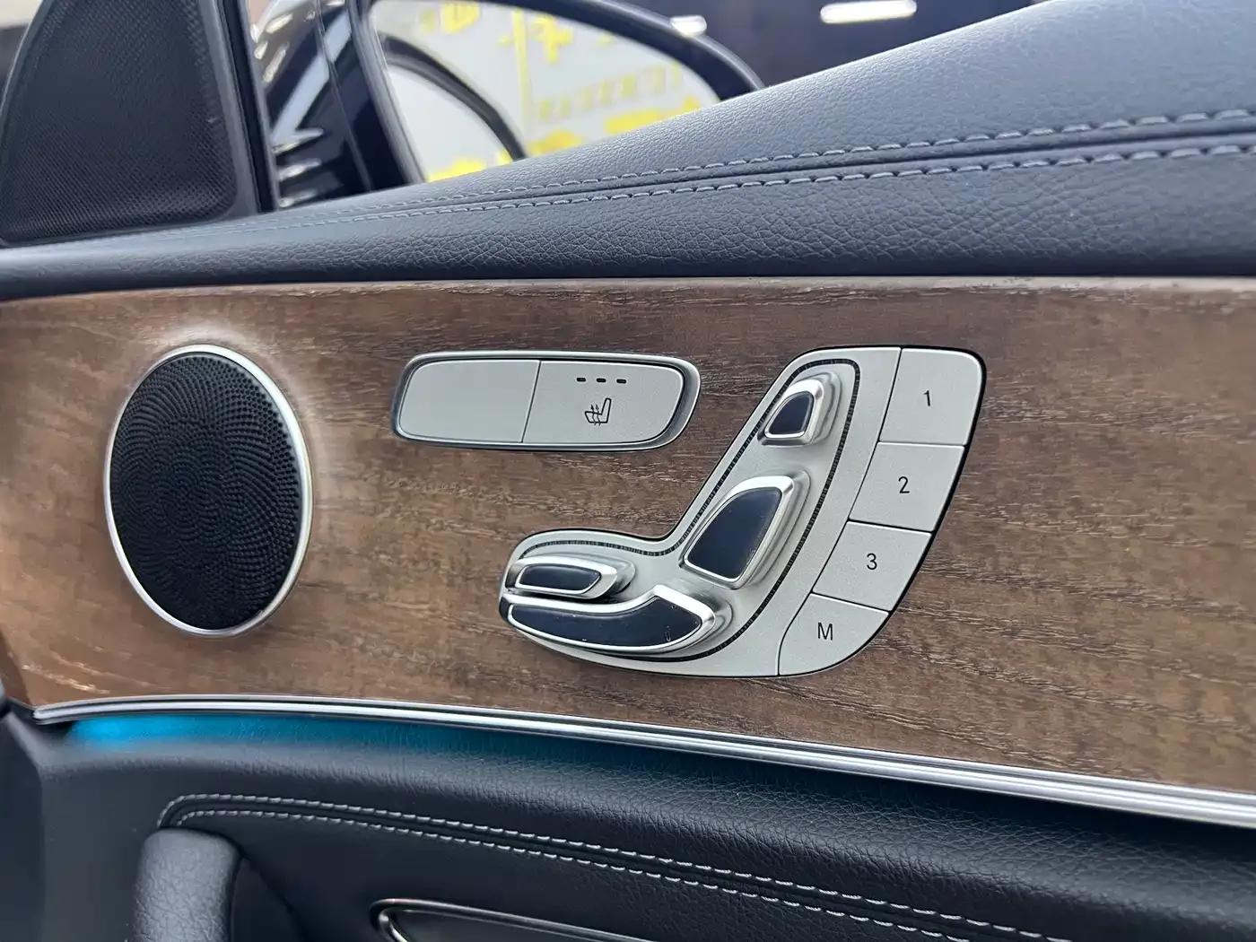 2017 Mercedes-Benz E-Class E 300 L Luxury — миниатюра 13