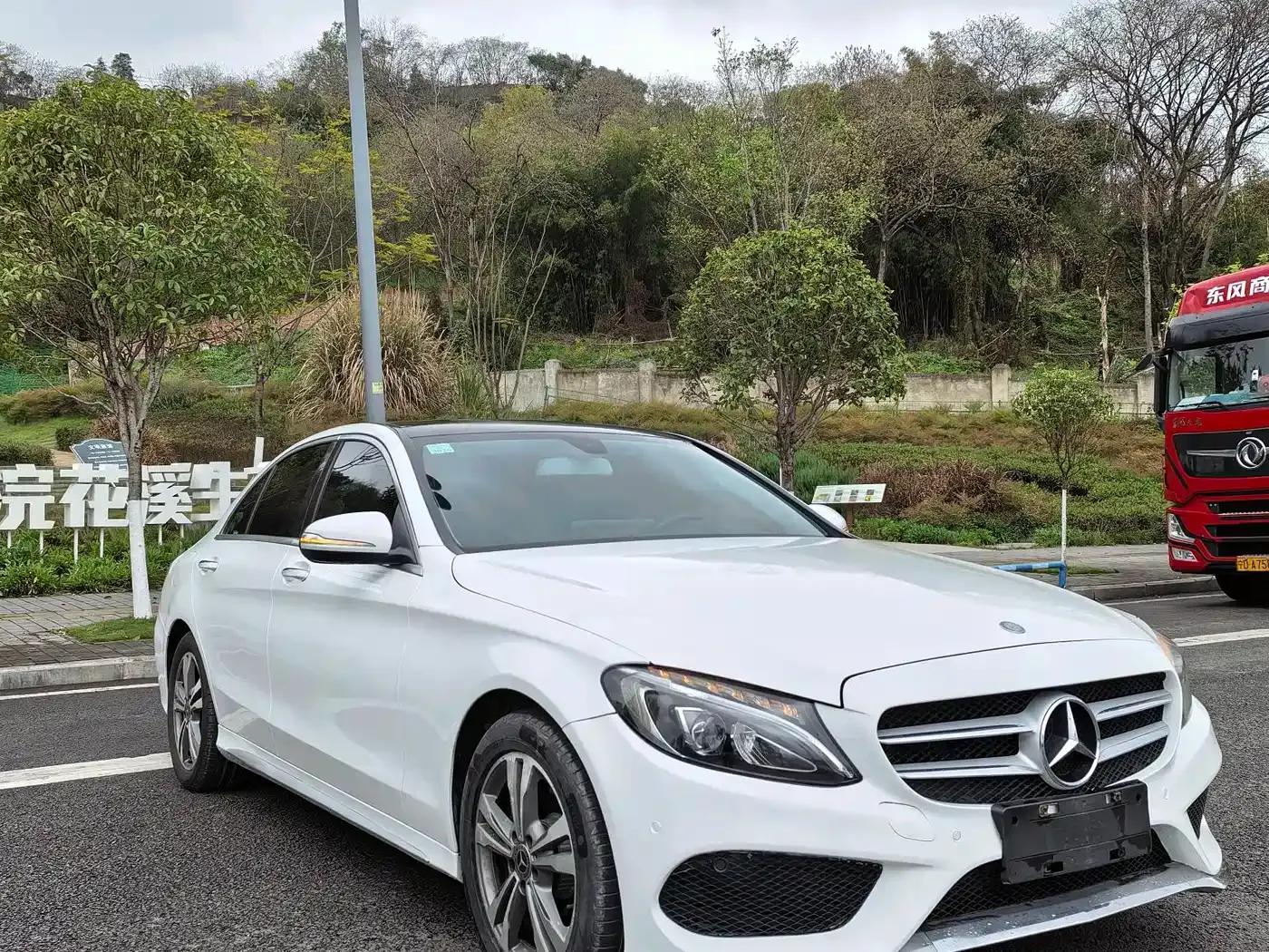 2015 Mercedes-Benz C-Class C 200 L Sport — миниатюра 1