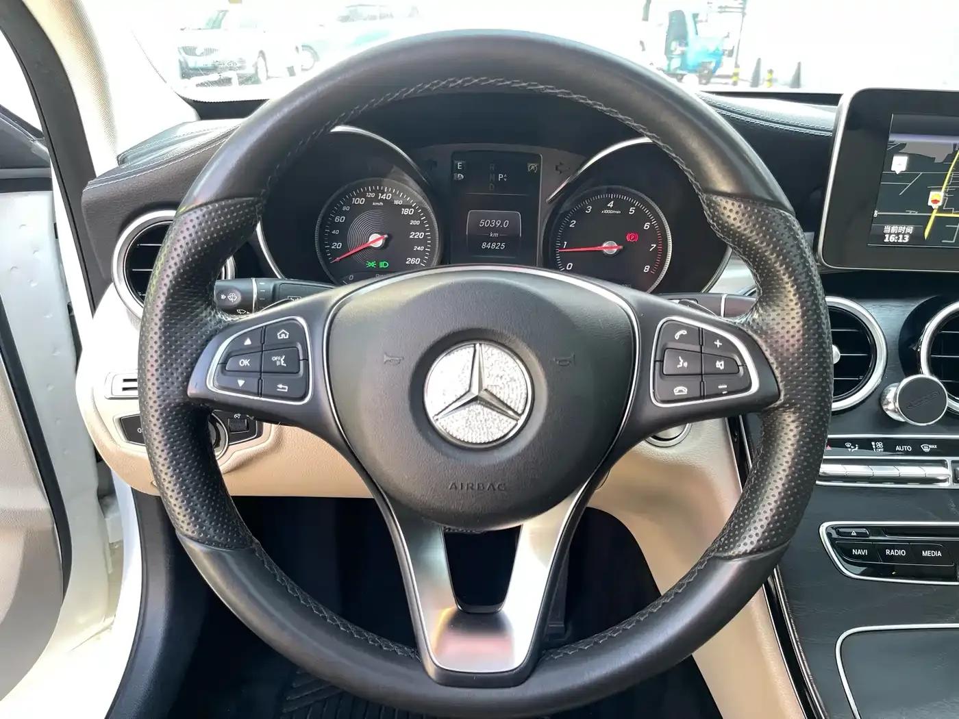 2017 Mercedes-Benz C-Class C 200 L 4MATIC Sport Edition — миниатюра 15