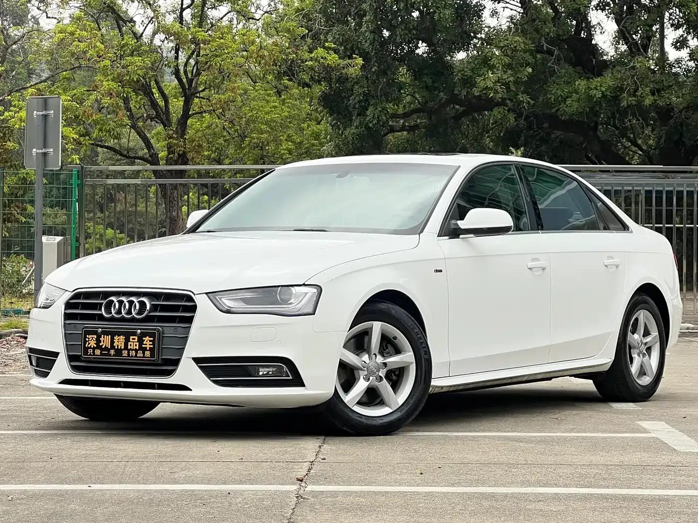 Audi A4L 2013 35 TFSI Automatic Standard Edition — миниатюра 1